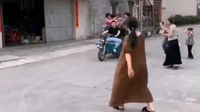 大爷终将被年老不可得之物困其一生
