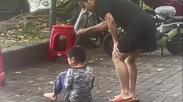 怪不得小时候那些大人一直在笑，原来真的好好笑