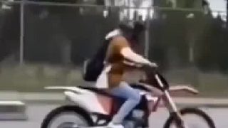 理論上，人是不是也能上去？