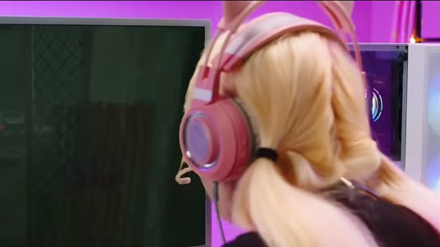 新游甜蜜OL老太婆