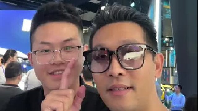 用行动支持国产车，车展提车哥喜提两台仰望U8～音响效果雀氏给力