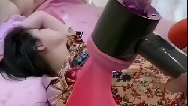 这样恶搞媳妇，不过分吧！