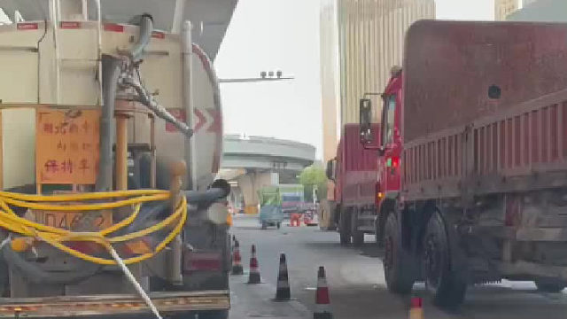 路障：再见了妈妈，今天我就要远航。。。。。。。。