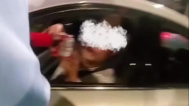 交警-喝了酒开车？驾驶员-口渴买了瓶啤酒解渴！结果…