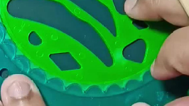 80后的朋友应该都玩过这个吧？