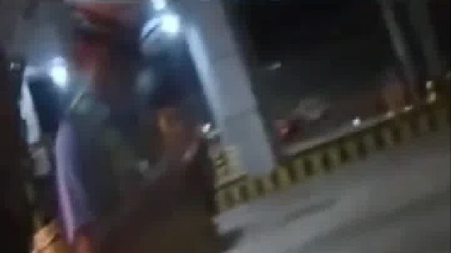男子无证醉驾在高速上被查我妈妈昨晚去世了 我着急赶回家民警核实后怒了_你有没有良心!