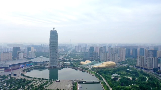 #赤诚相伴 与此“柯”为伍全新柯迪亚克攀岳登峰之旅有朋友 有音乐 更有心底的坚持郑州三年，用信念守住