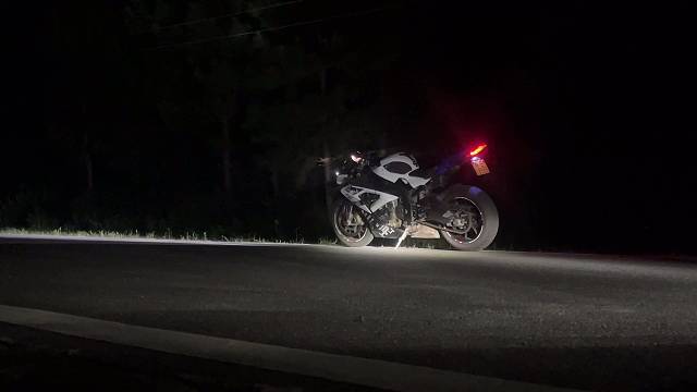 享受风和自由