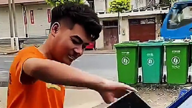 奇葩修车名场面，一个比一个牛。