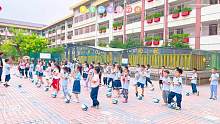 #記錄校園生活 #日常訓(xùn)練 #英式橄欖球 
人手一個(gè)球不要太快樂