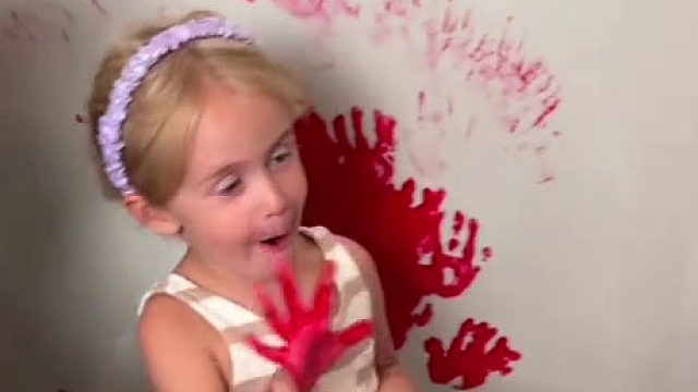 爸爸为他的孩子们打造了最好的夜灯