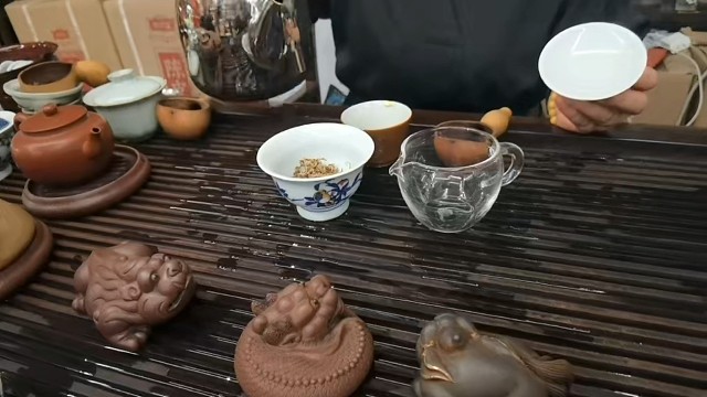 朕在忙，天天都很忙