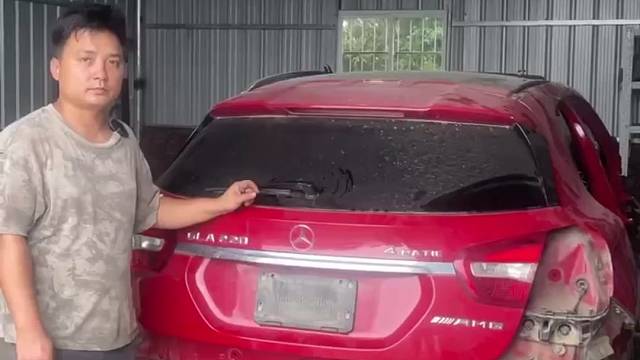 奔驰GLA156全车配件到货 前嘴总成 尾门 车门 ABS泵 电脑版电器配件 #拆车件 #陈田马哲