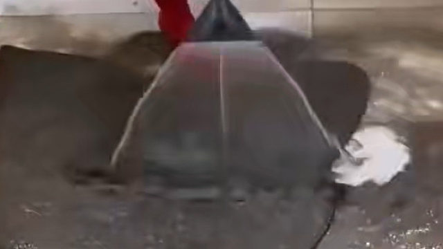 垫子30，清理费300