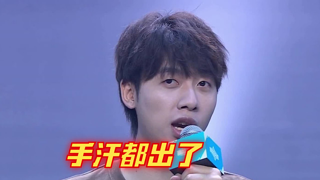 连恐怖游戏都敢打的游戏主播，被高能英雄刺激到，手汗直流