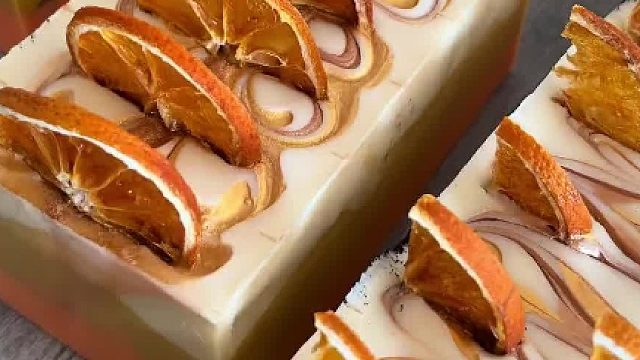 外国小姐姐沉浸式切肥皂