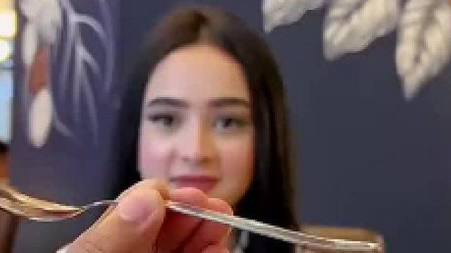 我才知道这个魔术是这么变的，孤陋寡闻了……