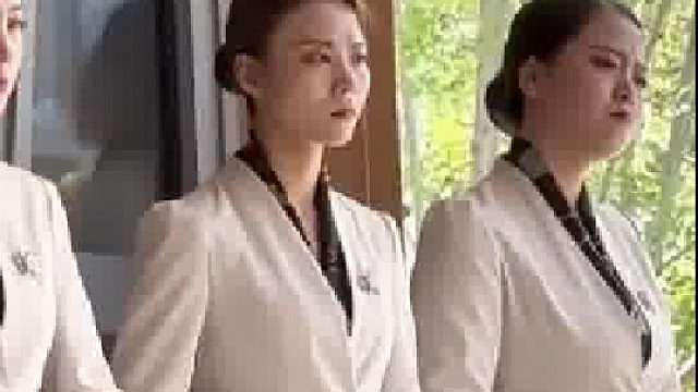 网友嗮出上班前开会，大家的精神...