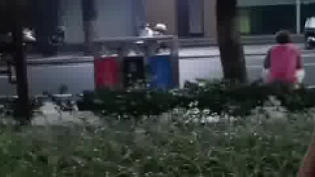 大爷晨跑锻炼喊“扰民 ”男子不堪其扰蹲点提醒