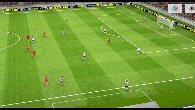 实况足球南杨 门将玩火失球