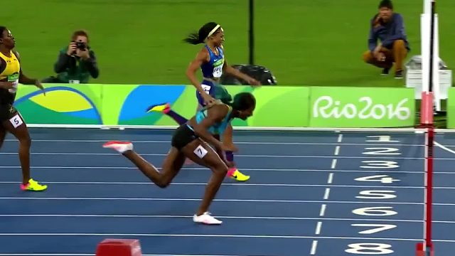 巴拿马选手鱼跃冲线惊险夺冠，网友：危险的投机取巧，不支持！