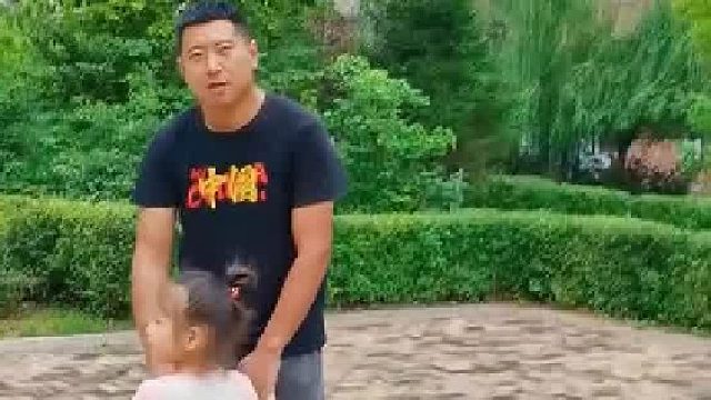 这么拙劣的演技，居然就有人吃这一套