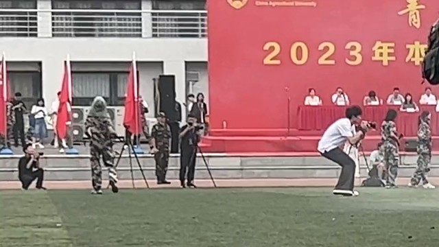 真实战场不漏头打法。 打没打中全靠运气