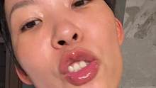 在海邊千萬(wàn)不要看到廁所就想上！都是假的！#沙灘 #男人的快樂(lè)就是這么簡(jiǎn)單 #玩沙子的快樂(lè)  #旅游 