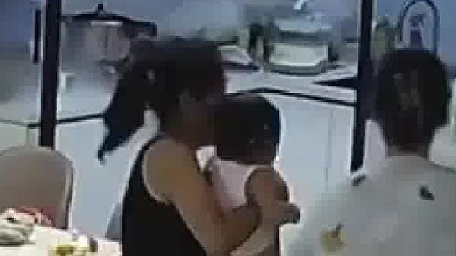 这高压锅脾气挺大