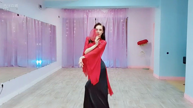 自娱自乐_俄罗斯教主才艺表演嘉宾22.07.21_蓝BUFF(欧丽西亚)08