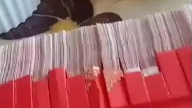 小伙准备妥18.8万彩礼，因又要加3万而分手没结成婚，如拿着彩礼钱独自出来旅行