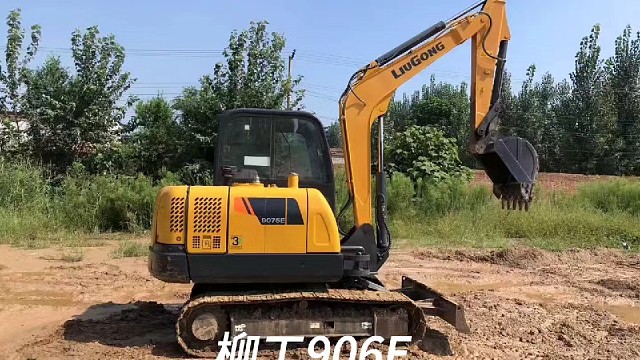 刘一手分享挖掘机，柳工906挖机。#二手挖机
