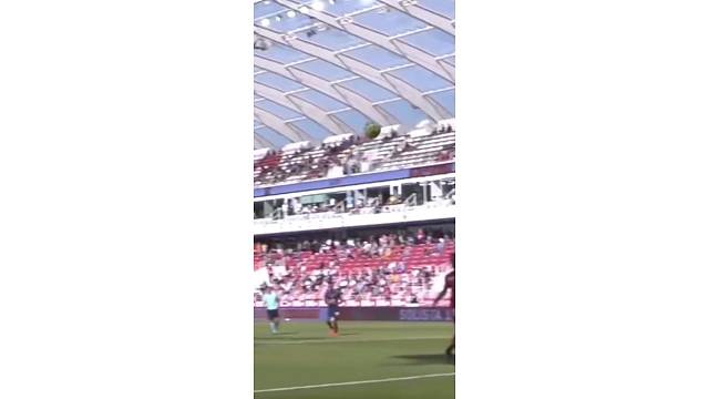 睡个觉都不消停……