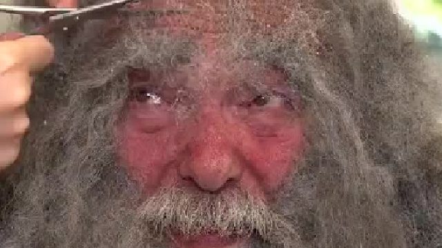 穿著打扮真的能讓人脫胎換骨的
