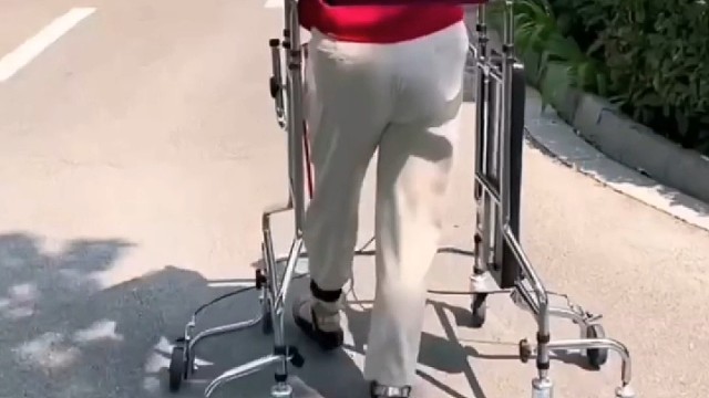 共济失调平衡感差