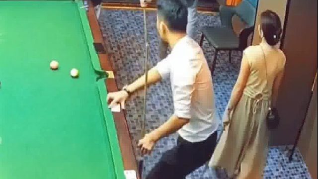 有人觉得幸福，有人觉得丢面子