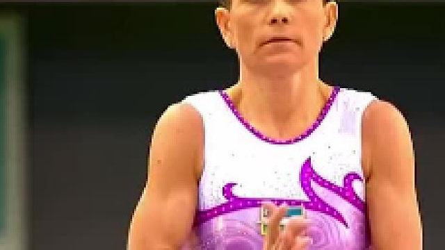 48岁的丘索维金娜来到了杭州，她说：乌兹别克斯坦是我的祖国，当她需要我的时候，我毫不犹豫