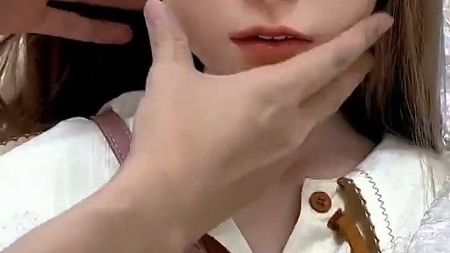 见过这种女友吗？所有功能他都会