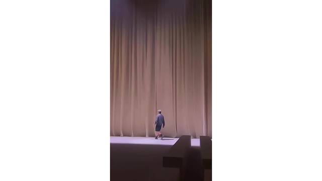 猜猜幕布后面有什么