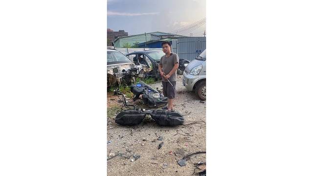 宝马X1 F49油箱总成 奔驰E级212油箱汽油泵配件 #拆车件 #陈田马哲