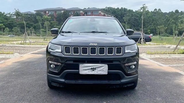 菜鸟2017国产jeep指南者换空气滤芯和空调滤芯流程