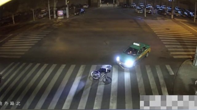 骑得好好的怎么就.......