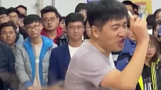 张雪峰曾火遍全网的一段给考研学生演讲视频，句句扎心又句句励志，听了这些事后，你还觉得学习难吗？ ​