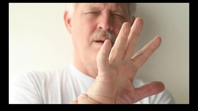 特发性震颤的诊断