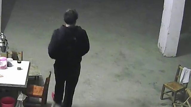 人老了，去世了，真正伤心的只有老伴