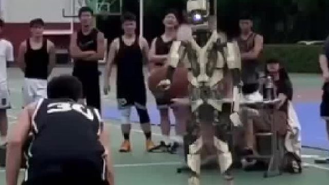 马斯克：这机器人也太丝滑了吧，目前我造不出这样的机器人