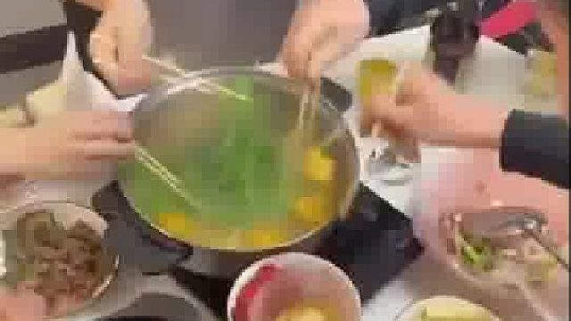 广西人吃菜这速度没谁了