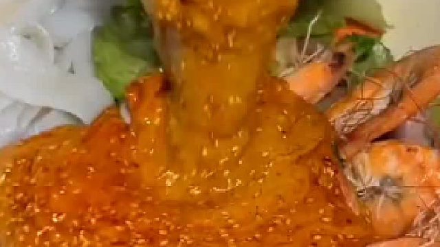 10元鸡翅盖饭套餐，真香