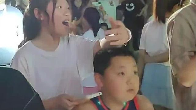 姐弟俩深厚的情谊