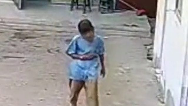 老人为了不拖累孩子喝了药，捂着独自出门再也没回来